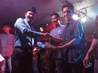 Foto: Kemeriahan Pembagian Hadiah Perayaan HUT RI ke-78 Desa Air Latak Seluma