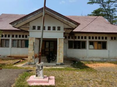 Lama Terbengkalai, Gedung UPTD LH Seluma Santer Jadi Tempat Mojok Anak Muda