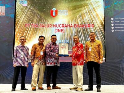 Komitmen Berkontribusi, JNE kembali Raih Penghargaan Bergengsi