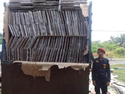 Ribuan Kotak Suara Pemilu Tiba di KPU Seluma