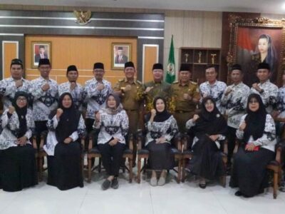 Usai Ngadu ke Gubernur Rohidin, 15 Guru dari Mukomuko Ini Bersuka Cita