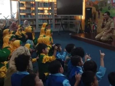 Wisata Edukasi, TK Asyiyah Bustanul Atfal VIII Kunjungi Perpusda Provinsi Bengkulu
