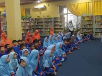 Siswa PAUD IT Insan Madani Nonton Sambil Belajar di Perpusda Provinsi Bengkulu