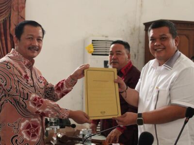 Banggar DPRD Kepahiang Serahkan Laporan Hasil Pembahasan Raperda APBD TA 2024