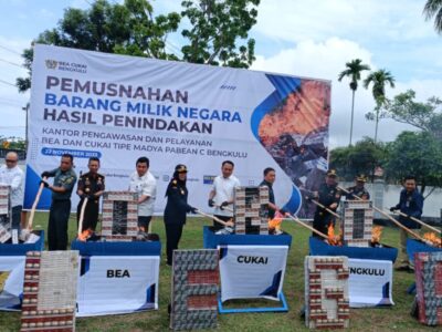 KPPBC Bengkulu Musnahkan Barang Milik Negara Hasil Penindakan