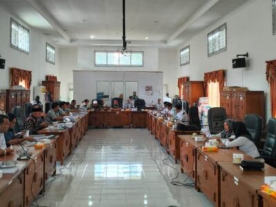 Banggar DPRD Kepahiang Bersama TAPD Bahas Finalisasi Raperda APBD 2024