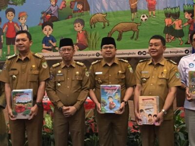 Kepala DPK Meri Sasdi Hadiri Peluncuran Buku Cerita Anak  Berbahasa Daerah Bengkulu-Indonesia
