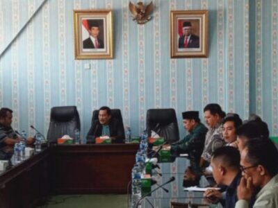 Bahas Pendapatan PDAM Tirta Tebo Emas, Komisi III Gelar Hearing