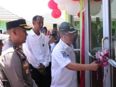 Bupati Mukomuko Resmikan Gerai Pangan Lokal Milik Dispangtan