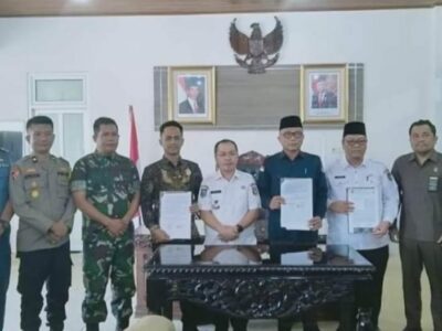 Bupati Sapuan Tandatangani NPHD Dana Pilkada 2024