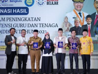 Guru Dituntut Tingkatkan Kompetensi Ikuti Kemajuan Zaman
