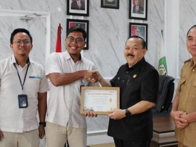Pemprov Bengkulu Terima Sertifikat Penghargaan dari Perum Bulog