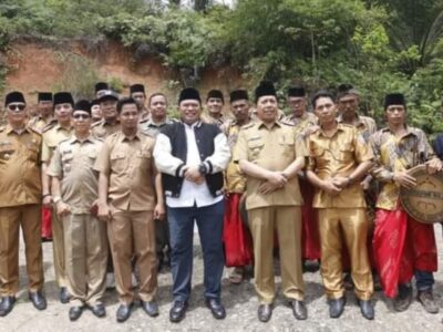 Bupati Erwin Hadiri Pelaksanaan Titik Nol Jalan Desa Talang Sali Seluma