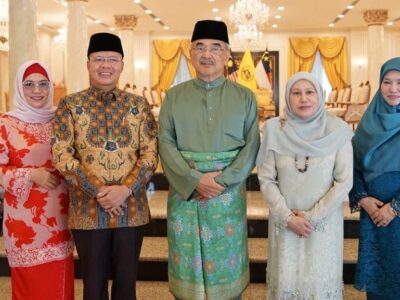 Kunjungan ke Melaka, Gubernur Rohidin Temui Tun Mohd Ali bin Mohd Rustam