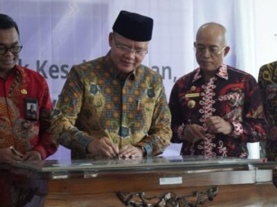 Gubernur Rohidin Resmikan Gedung Perpustakaan Bengkulu Selatan