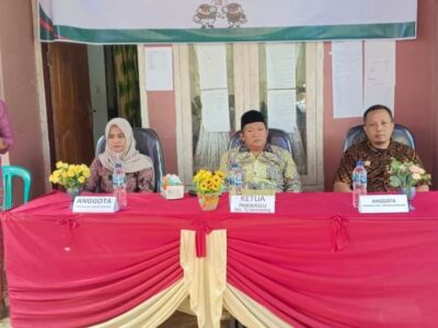 Ketua Panwaslu Kecamatan Tanjung Kemuning Lantik 44 Orang PTPS