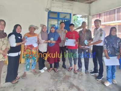 Penyaluran BLT Desa Tabeak Dipoa Perdana se-Kabupaten Lebong