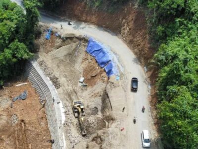 Pemasangan Bronjong dan Pengaspalan Jalan Liku 9 Dikebut Jelang Arus Mudik