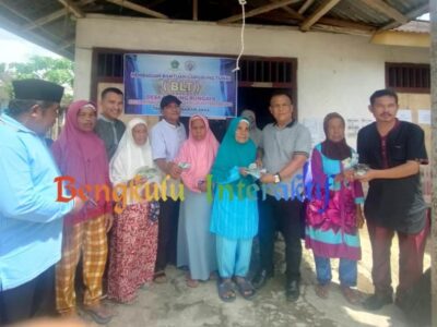 42 Lansia di Desa Tanjung Bunga II Terima BLT
