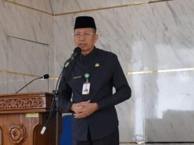 Sekda Isnan Fajri Buka Pengajian Rutin ASN/ THL Pemprov Bengkulu