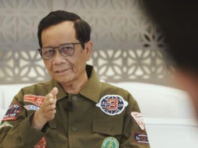 Mundur dari Menkopolhukam, Mahfud MD Pesankan Hutang BLBI ke Jokowi