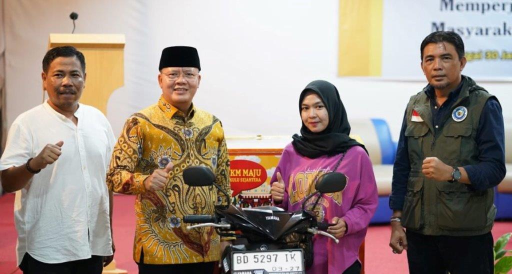 Gubernur Rohidin Apresiasi Bantuan Produktif untuk Masyarakat