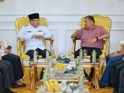 Gubernur Rohidin Kaji Tawaran Telkom untuk Pengelolaan Gedung Pemerintah