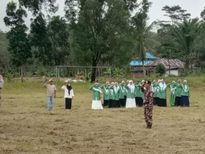 Kapolsek Talo Jadi Inspektur Upacara DTD Banser Seluma, Begini Pesannya