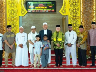 Gubernur Rohidin Buka Murokaz Al-Qur’an di Masjid Raya Baitul Izzah