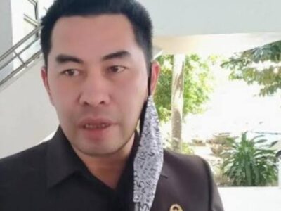 Andrian Wahyudi Apresiasi Langkah Bupati Lepas Benih Ikan di Kelurahan Air Duku