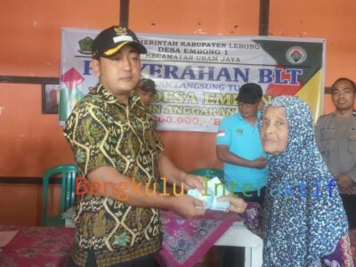 Pemdes Embong I Lebong Salurkan BLT untuk 33 KPM