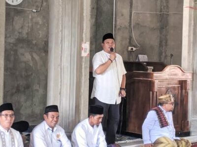 Bupati Seluma Hadiri Safari Ramadan dan Nuzulul Quran di Masjid Baitul Ikhwan