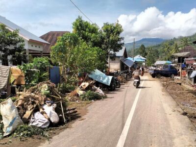 Wagub Rosjonsyah Pastikan Bantuan Logistik Banjir Lebong Terpenuhi