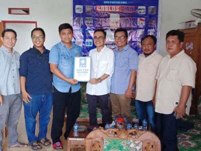 Serius Nyalon Bupati Seluma, Teddy Rahman Ambil Formulir PDIP dan PAN