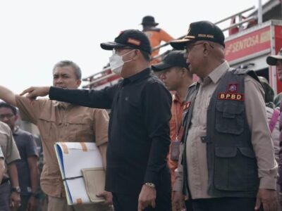 Bengkulu Kirim Bantuan Kemanusiaan, Warga Agam Sambut Gubernur Rohidin