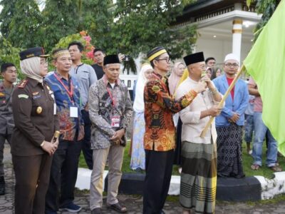 Bupati Gusnan Mulyadi Lepas 136 CJH Kabupaten Bengkulu Selatan