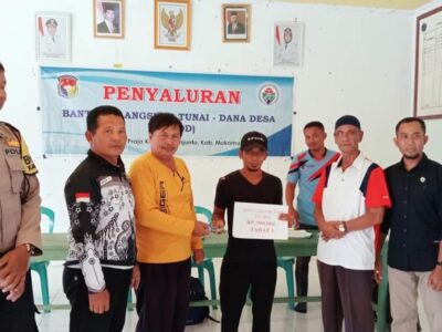 Pemdes Kota Praja Salurkan BLT DD Tahap I, 25 KPM Menerima Rp 900 Ribu