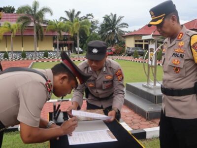 Kapolres Mukomuko Pimpin Sertijab Dua Kapolsek di Mukomuko