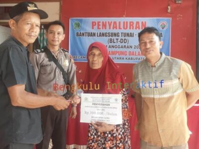 Pemdes Kampung Dalam Bagikan BLT April-Mei