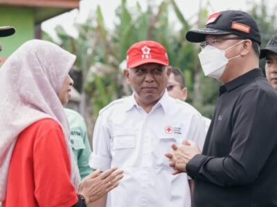 Warga Sumbar Terharu dengan Bantuan Masyarakat Bengkulu