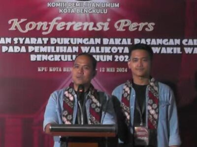 Pasangan Muda, Ariyono Gumay Resmi Daftar ke KPU Kota Bengkulu