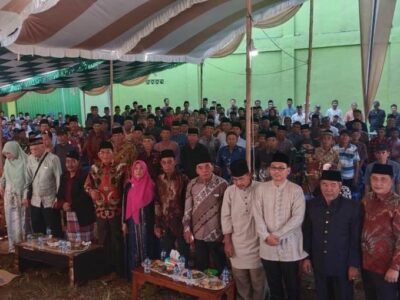 Ribuan Warga Semidang Alas Maras Desak Teddy Rahman Jadi Bupati Seluma