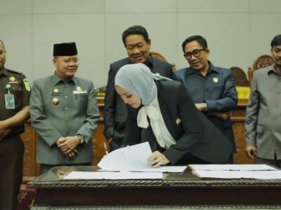8 Fraksi Setujui Raperda Pertanggungjawaban APBD 2023 dan RPJPD 2025-2045 Jadi Perda