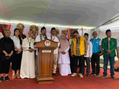 Daftar ke KPU, Erwin-Jonaidi Janjikan Kesejahteraan Pegawai