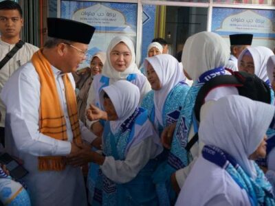 Gubernur Rohidin Lepas 63 Jemaah Umroh: Minat Umroh Masyarakat Bengkulu Terus Meningkat