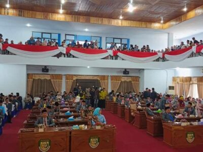 Jabat Ketua Sementara DPRD Seluma, Suhandi dan Samsul Aswajar Segera Bentuk AKD dan Tatib