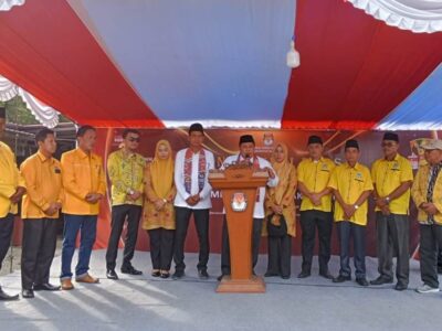 Paslon Bupati Mukomuko Huda-Rahmadi Resmi Daftarkan Diri ke KPU