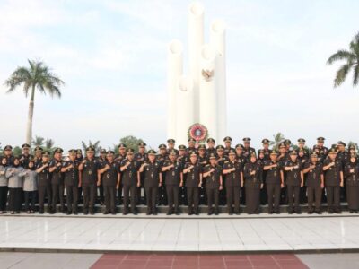 Hari Pengayoman ke-79, Kanwil Kemenkumham Bengkulu Tabur Bunga di TMP Balai Buntar