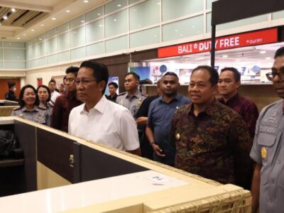 Dukung KTT IAF 2024, Menkumham Tinjau Layanan Imigrasi Bandara Ngurah Rai
