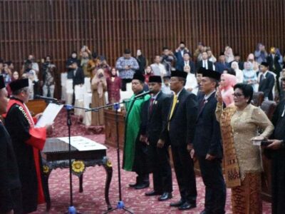 Unsur Pimpinan DPRD Provinsi Bengkulu Periode 2024-2029 Resmi Dilantik